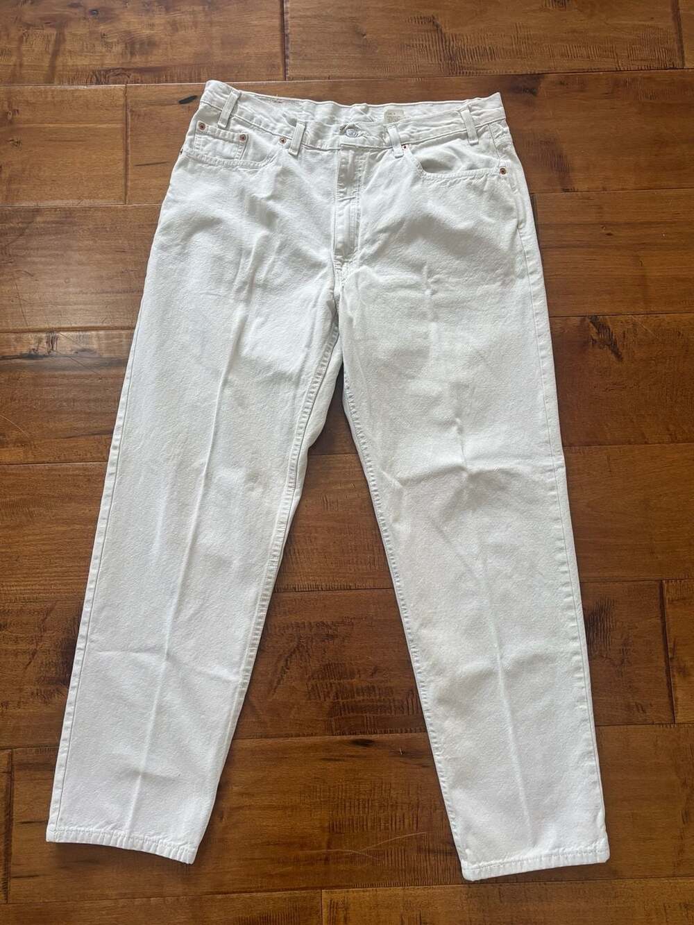 Levi's 550 Relaxed Fit Jeans Size 38x32 Beige Cotton Made in USA Vintage